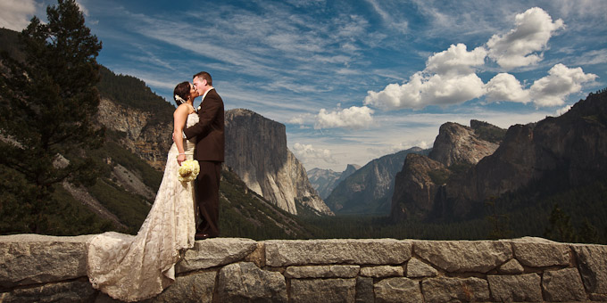Bride and groom at Tunnel View in Yosemite.